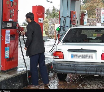 میزان فروش بنزین با کارت سوخت شخصی خودرو در استان اردبیل افزایش یافت