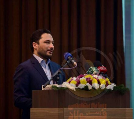 دکتر محمدمهدی مومن زاده عضو هیات مدیره فولاد خوزستان در جمع فعالان بورس و بازار سرمایه: