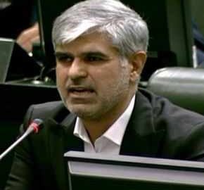 *۳ کلنگ‌زنی بی‌حاصل وزارت نیرو در ایذه/سهم صفر درصدی منطقه از طرح ۵۵۰ هزار هکتاری/مردم در کنار دریاچه سد دبه به‌دست به‌دنبال آب هستند!*