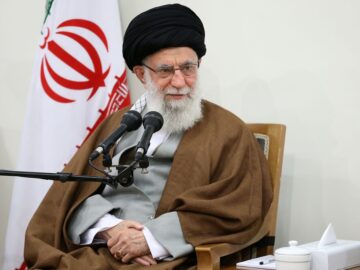 گزیده ای از بیانات رهبر انقلاب درباره حجاب و شیوه مقابله صحیح با بدحجابی