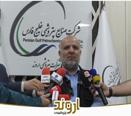 بازدید فعالان بازار سرمایه از پتروشیمی اروند/ غول PVC خاورمیانه، ۱.۳ میلیارد دلار ارزش جایگزینی دارد/ اروند ۲، نقشه راه مطمئن برای افزایش سودآوری اروند