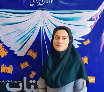 کتابخوانی با محوریت میراث فرهنگی، گردشگری ، صنایع دستی در شوشتر