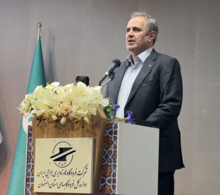 توسعه شرکت‌های هواپیمایی بومی، راهکار اصلی رونق فرودگاه‌های کشور